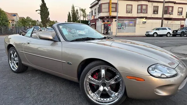 1999 Jaguar XK8 Coupe