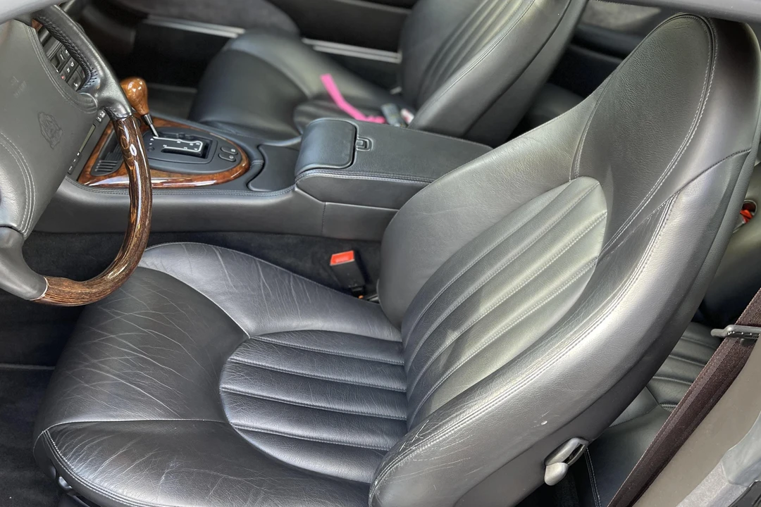 1999 Jaguar X100 XK8 - Image 10 of 12