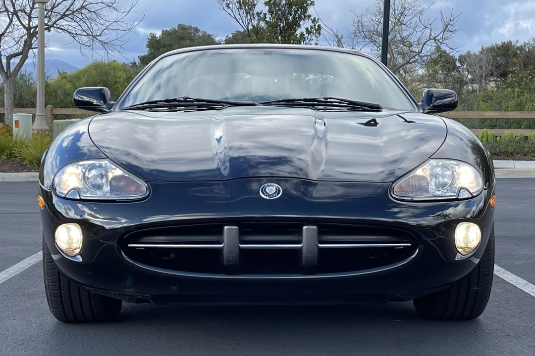 1999 Jaguar X100 XK8 - Image 2 of 12