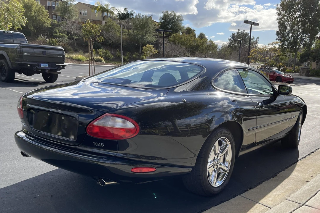 1999 Jaguar X100 XK8 - Image 6 of 12