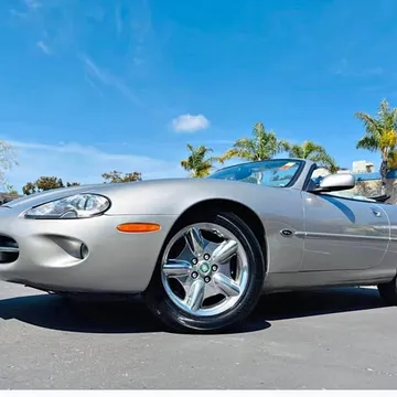 1999 Jaguar XK8