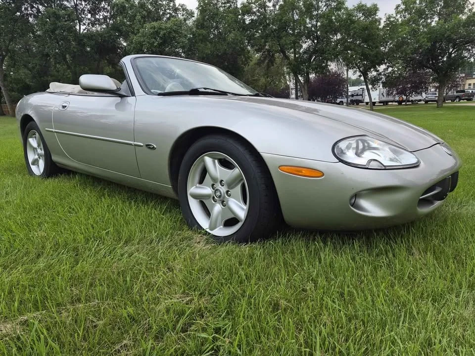1999 Jaguar X100 XK8 - Image 6 of 11