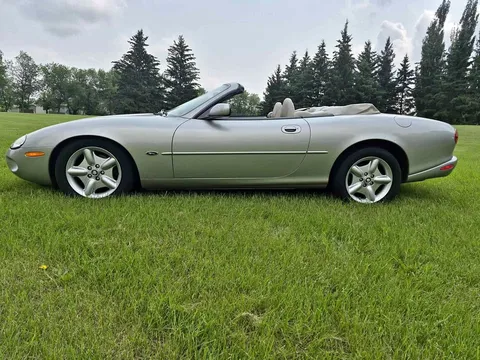 1999 Jaguar XK8 Coupe