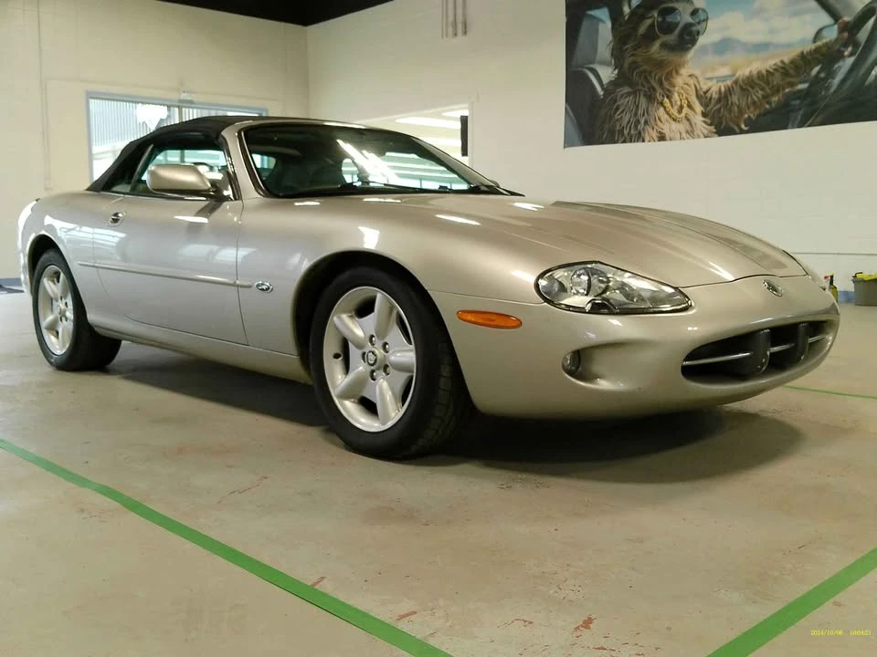 1999 Jaguar X100 XK8 - Image 9 of 11