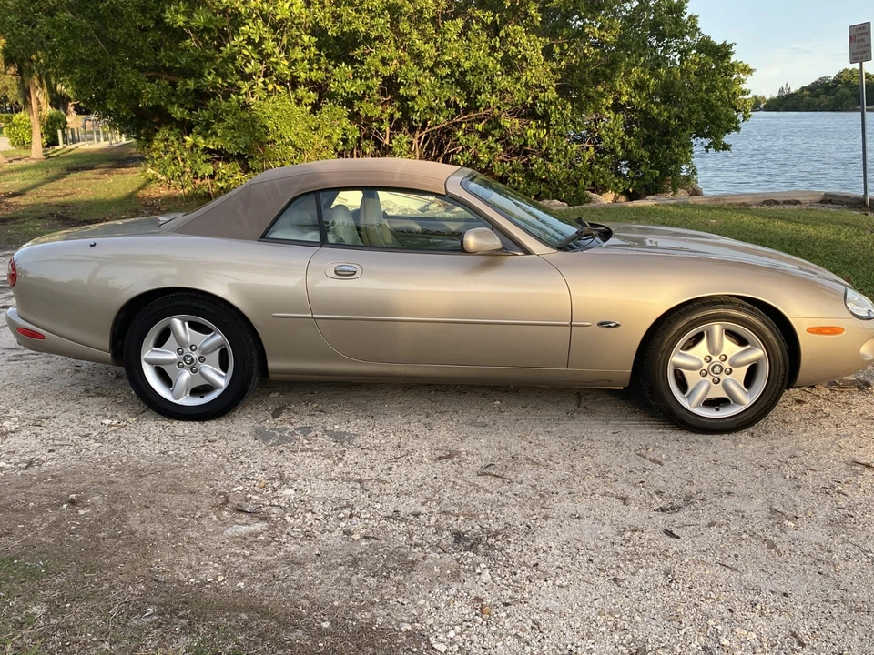 1999 Jaguar X100 XK8 - Image 19 of 27