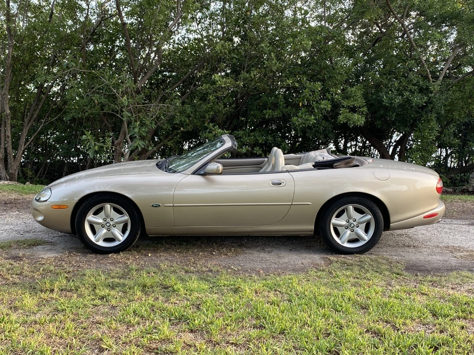 1999 Jaguar X100 XK8 - Image 21 of 27