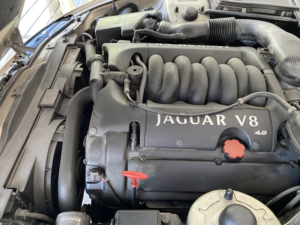 1999 Jaguar X100 XK8 - Image 17 of 27