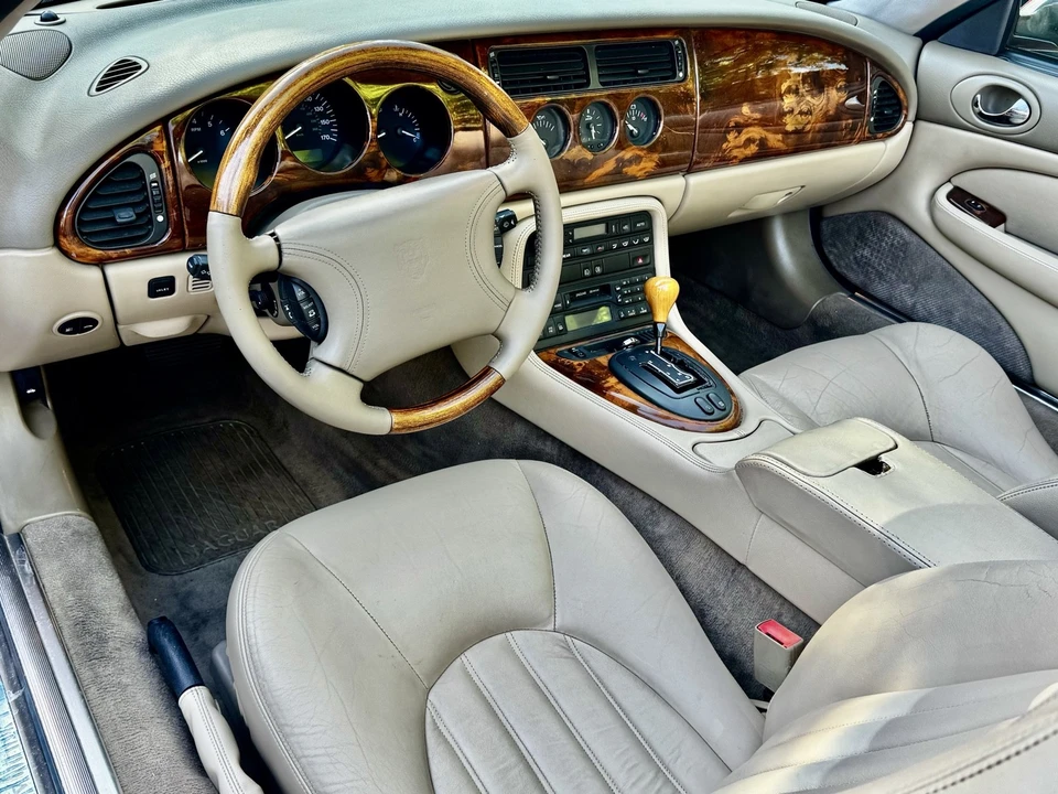 1999 Jaguar X100 XK8 - Image 7 of 15