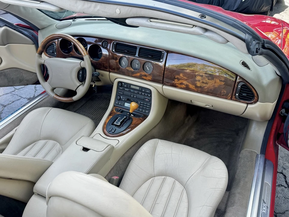 1999 Jaguar X100 XK8 - Image 11 of 15