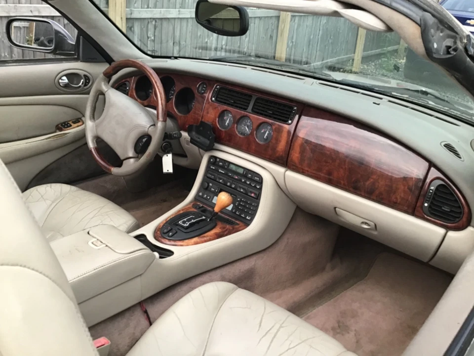 1999 Jaguar X100 XK8 - Image 15 of 27