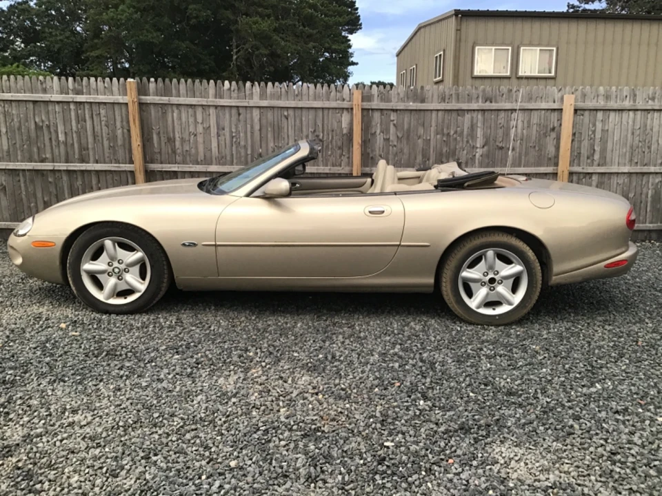 1999 Jaguar X100 XK8 - Image 10 of 27