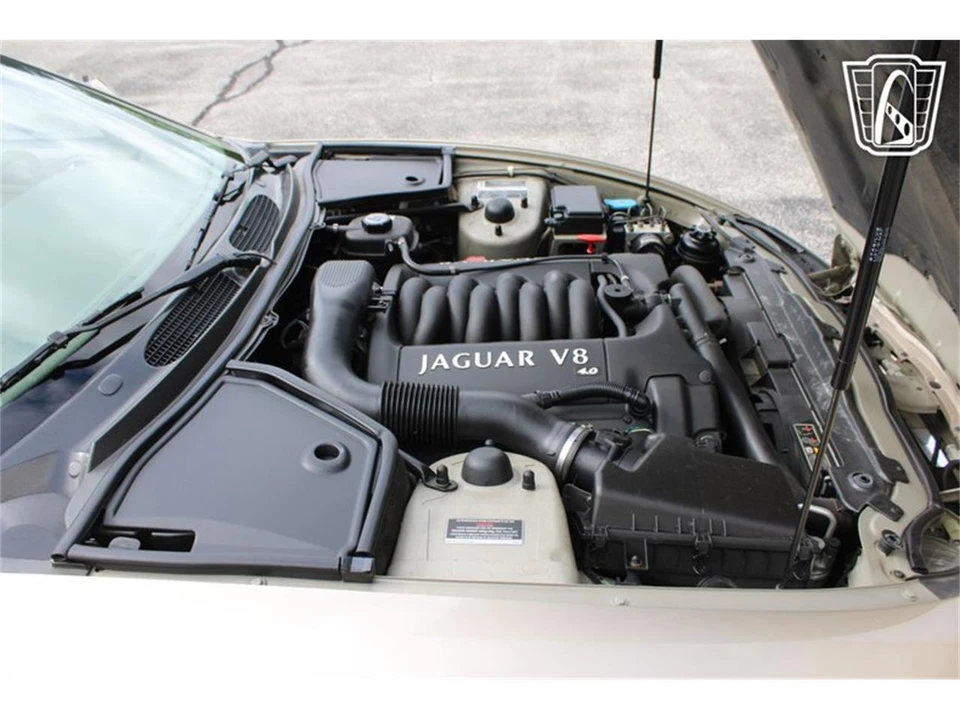 1999 Jaguar X100 XK8 - Image 11 of 31