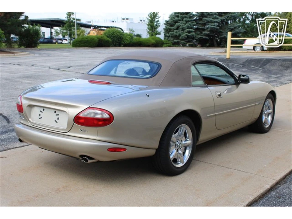 1999 Jaguar X100 XK8 - Image 7 of 31