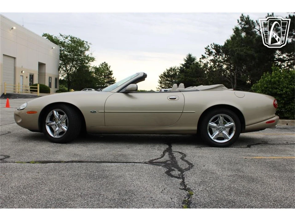 1999 Jaguar X100 XK8 - Image 23 of 31