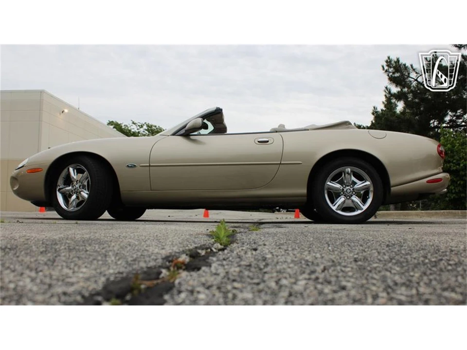 1999 Jaguar X100 XK8 - Image 24 of 31