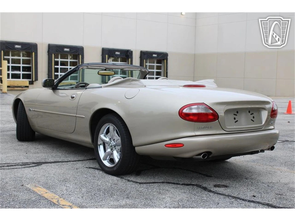 1999 Jaguar X100 XK8 - Image 25 of 31