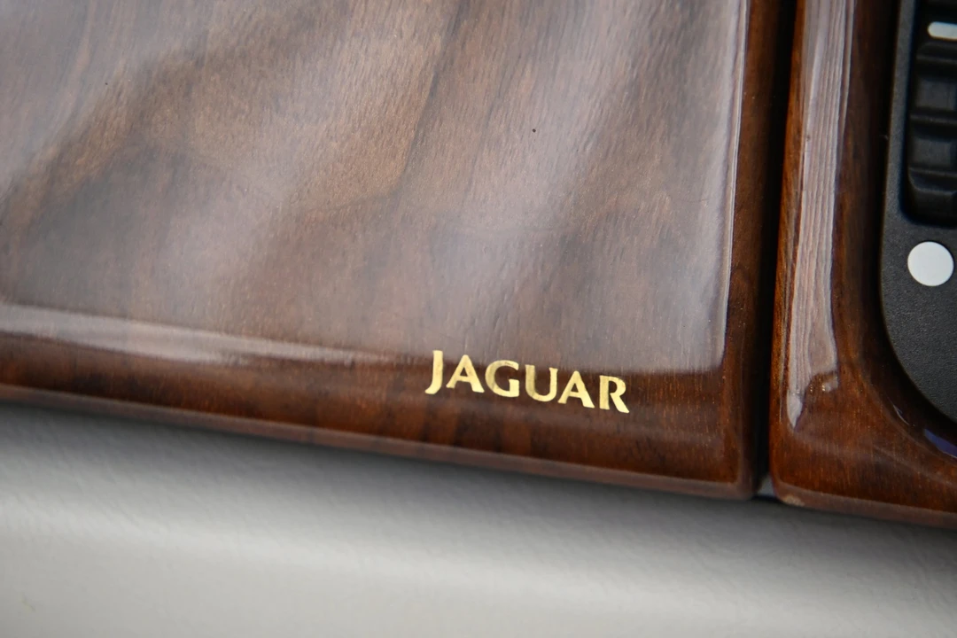 1999 Jaguar X100 XK8 - Image 19 of 31