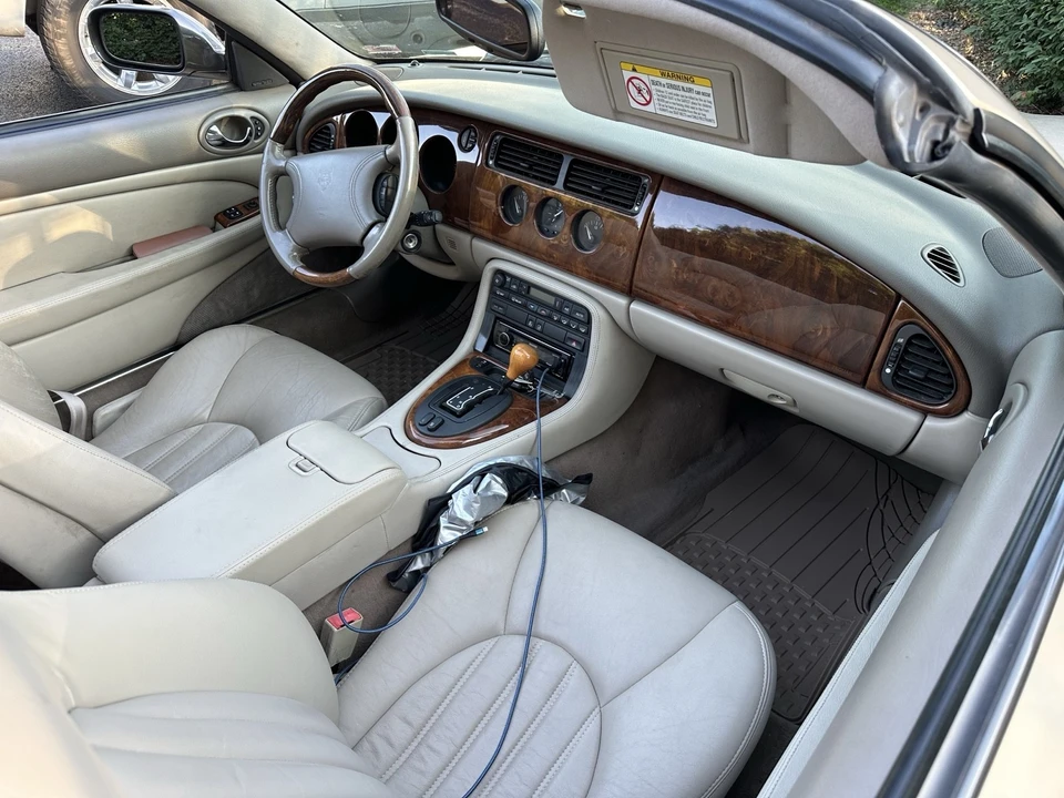 1999 Jaguar X100 XK8 - Image 22 of 27