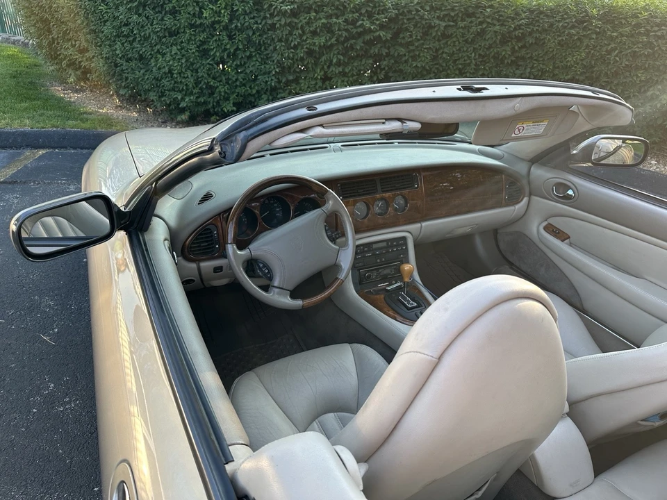 1999 Jaguar X100 XK8 - Image 24 of 27