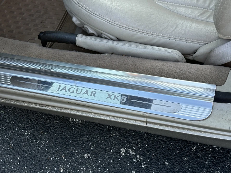 1999 Jaguar X100 XK8 - Image 18 of 27