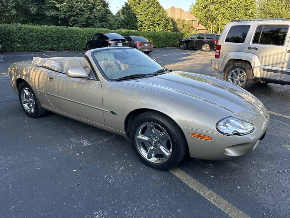 1999 Jaguar X100 XK8 - Image 11 of 27