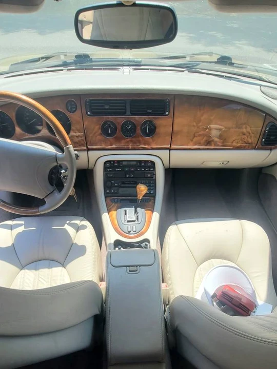 1999 Jaguar X100 XK8 - Image 13 of 24