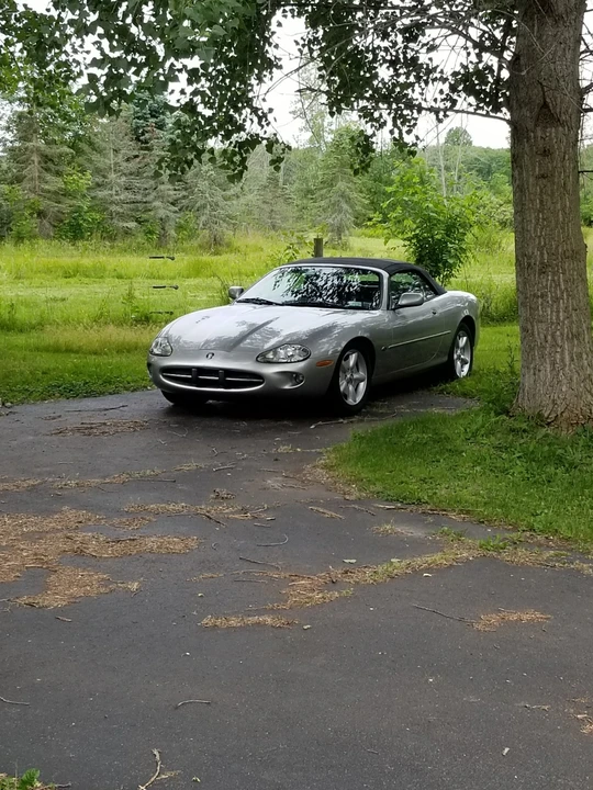 1999 Jaguar X100 XK8 - Image 2 of 3
