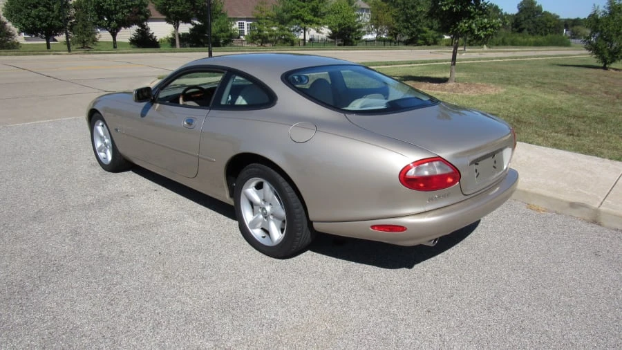 1999 Jaguar X100 XK8 - Image 3 of 8