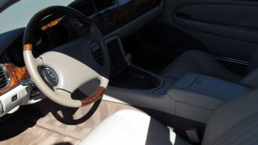 1999 Jaguar X100 XK8 - Image 4 of 8