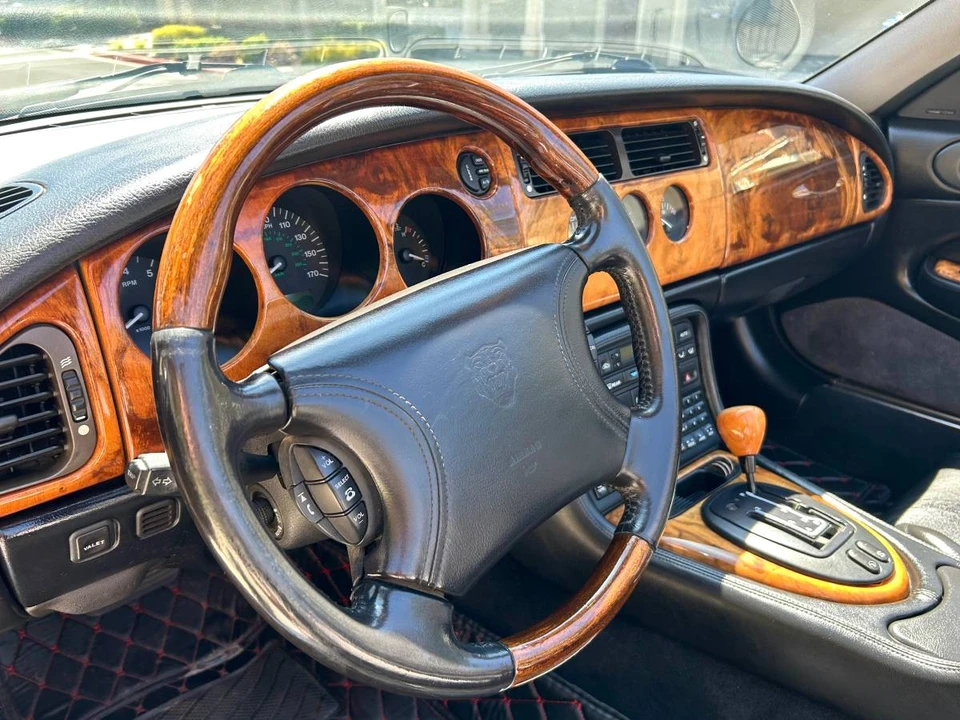 1999 Jaguar X100 XK8 - Image 21 of 22