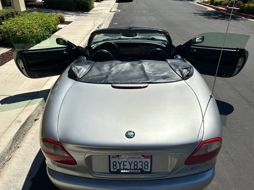 1999 Jaguar X100 XK8 - Image 9 of 22