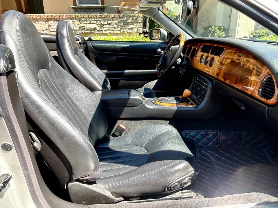 1999 Jaguar X100 XK8 - Image 15 of 22