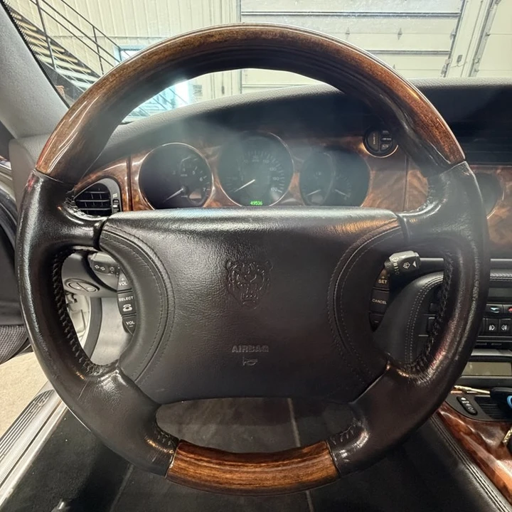 1999 Jaguar X100 XK8 - Image 10 of 22