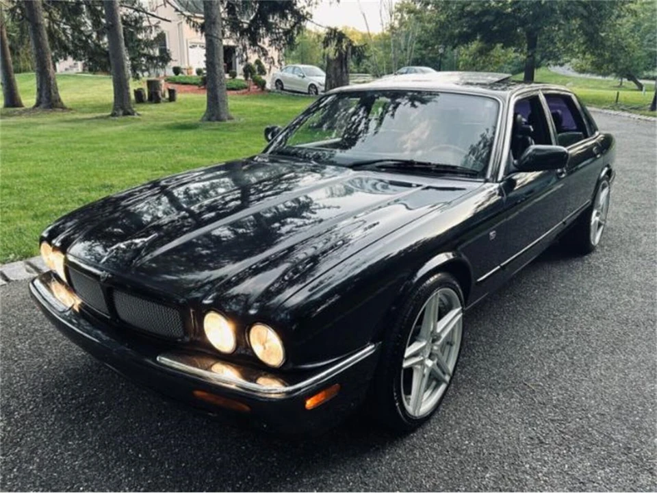 1999 Jaguar X100 XKR - Image 15 of 30
