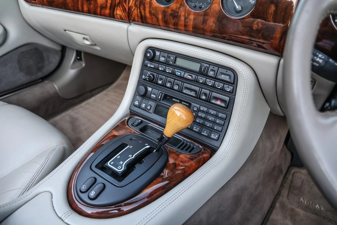 1999 Jaguar X100 XKR - Image 20 of 30