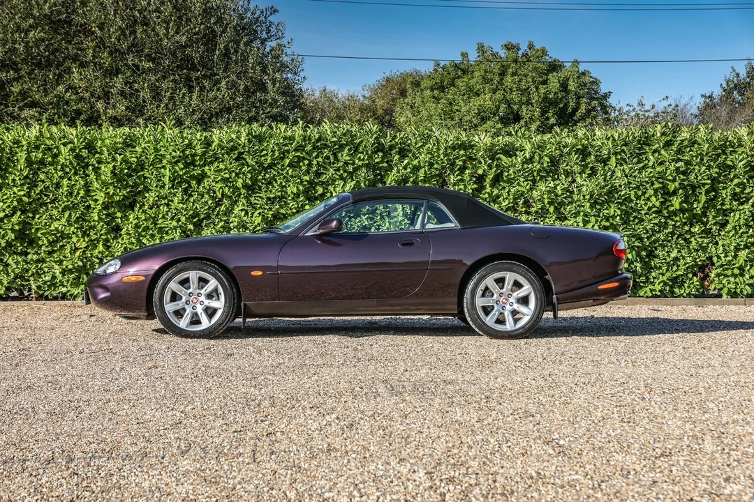 1999 Jaguar X100 XKR - Image 9 of 30