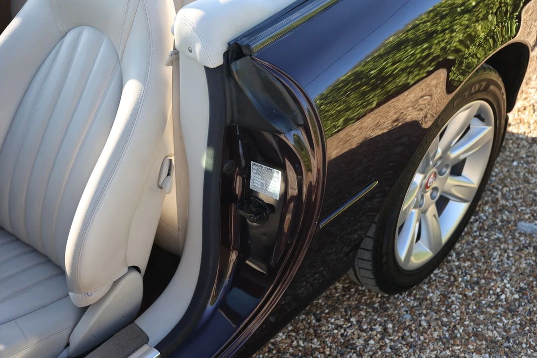 1999 Jaguar X100 XKR - Image 28 of 30
