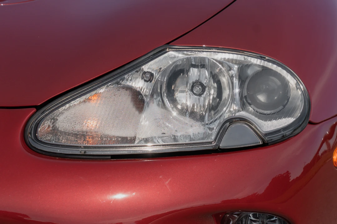 1999 Jaguar X100 XKR - Image 27 of 31