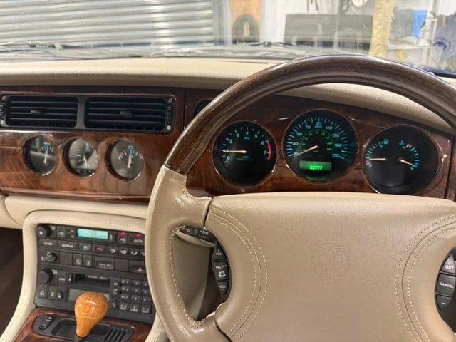 1999 Jaguar X100 XKR - Image 26 of 30