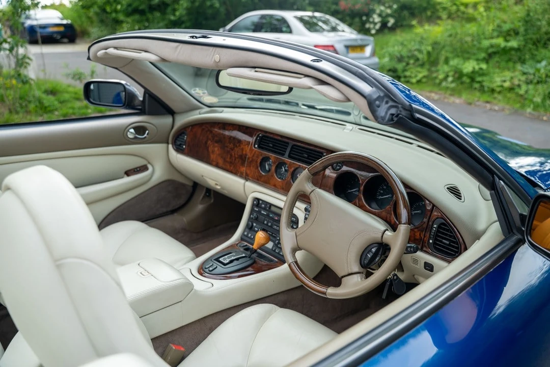 1999 Jaguar X100 XKR - Image 2 of 30