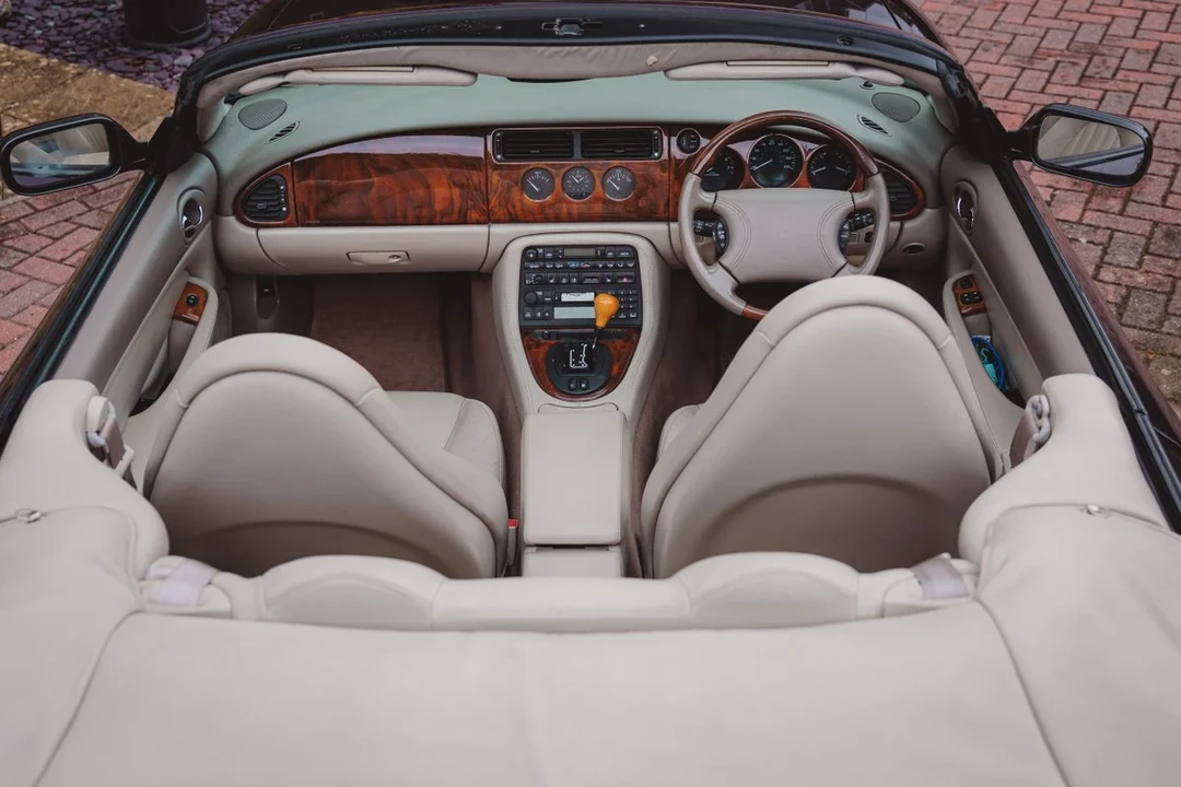 1999 Jaguar X100 XKR - Image 9 of 30