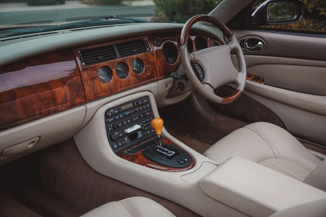 1999 Jaguar X100 XKR - Image 10 of 30