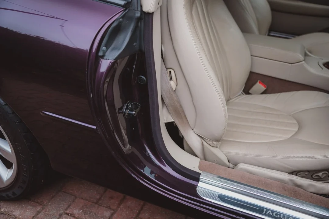 1999 Jaguar X100 XKR - Image 29 of 30