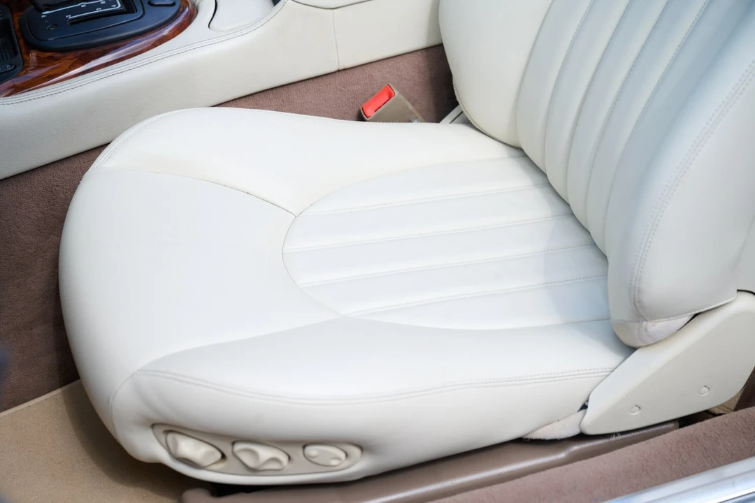 1999 Jaguar X100 XKR - Image 30 of 30