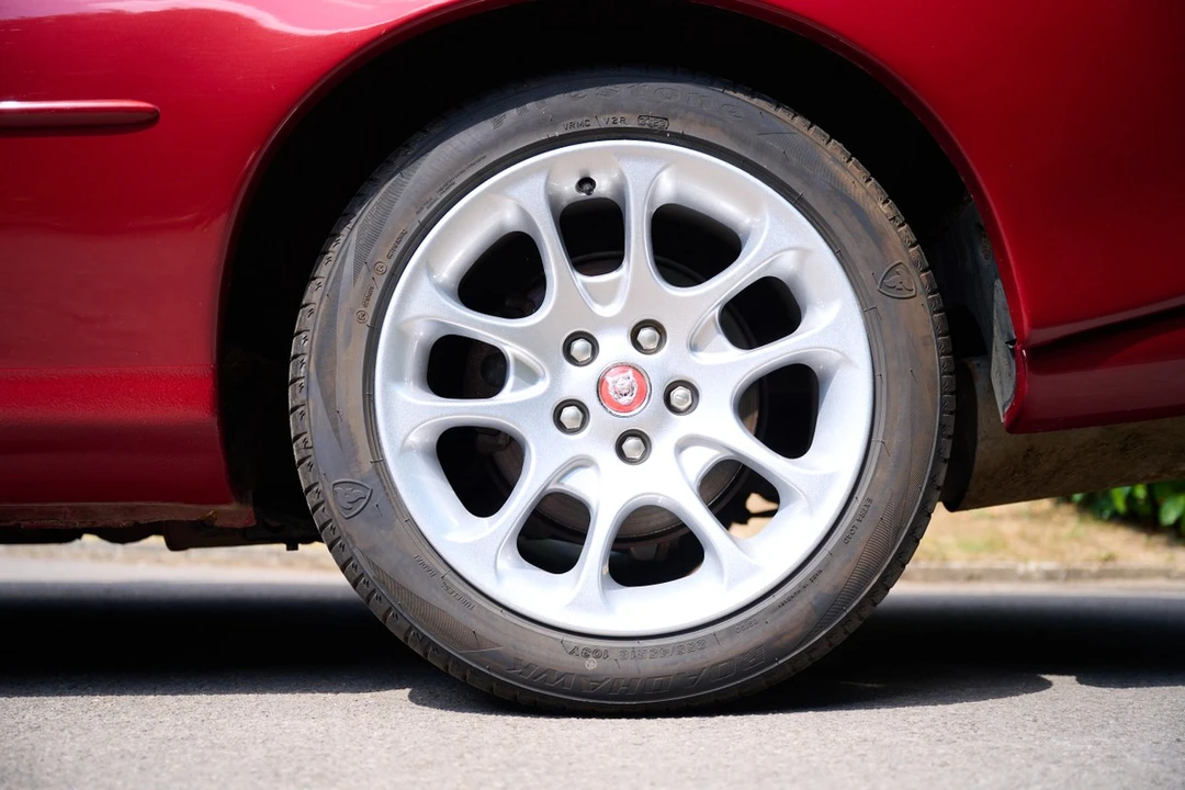 1999 Jaguar X100 XKR - Image 19 of 30