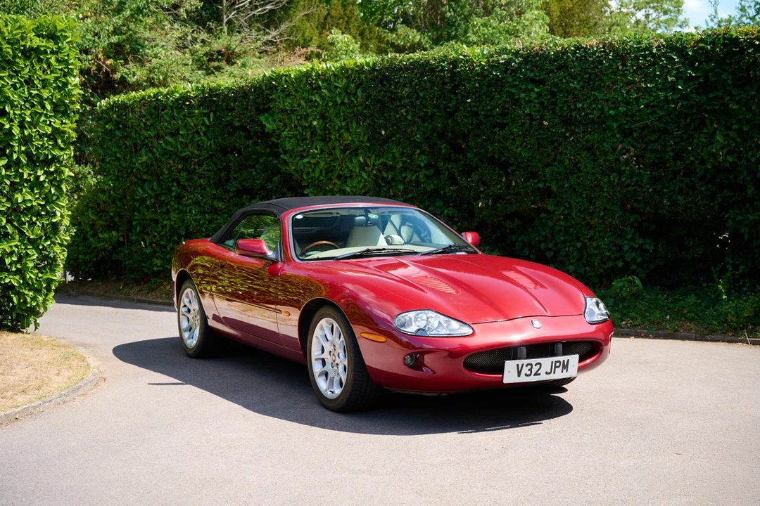 1999 Jaguar X100 XKR - Image 10 of 30