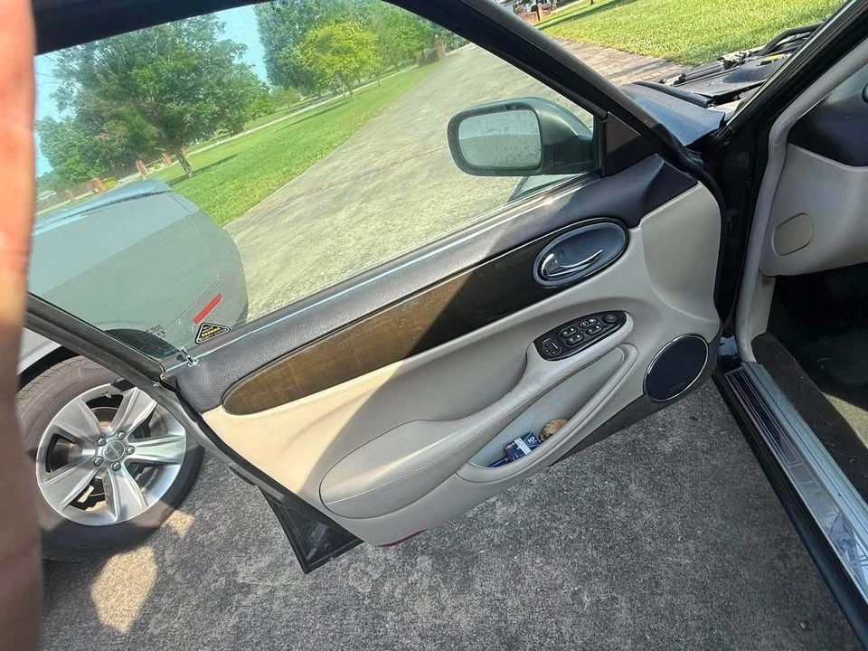 1999 Jaguar X308 XJ - Image 11 of 13