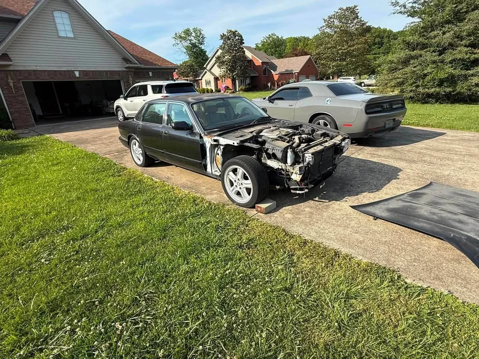 1999 Jaguar X308 XJ - Image 4 of 13