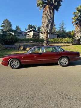 1999 Jaguar Vanden Plas
