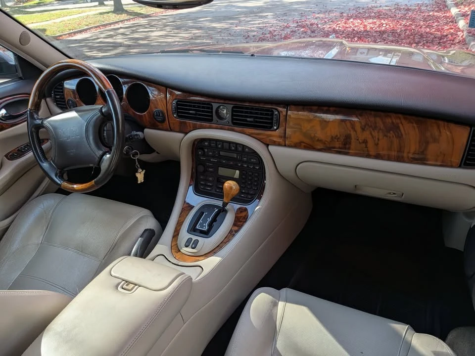 1999 Jaguar X308 XJR - Image 4 of 9